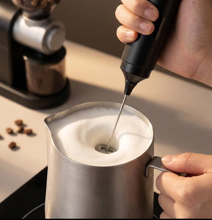 Electric Milk Frother – Handheld Coffee Foam Maker for Lattes & Cappuccinos