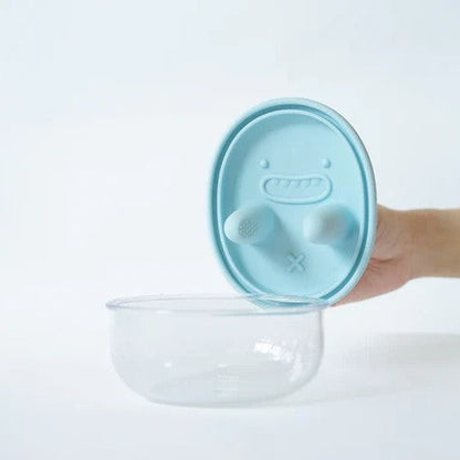 No-Mess Snack Box -up