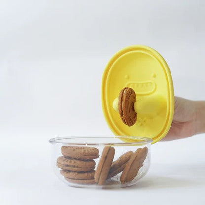 No-Mess Snack Box -up